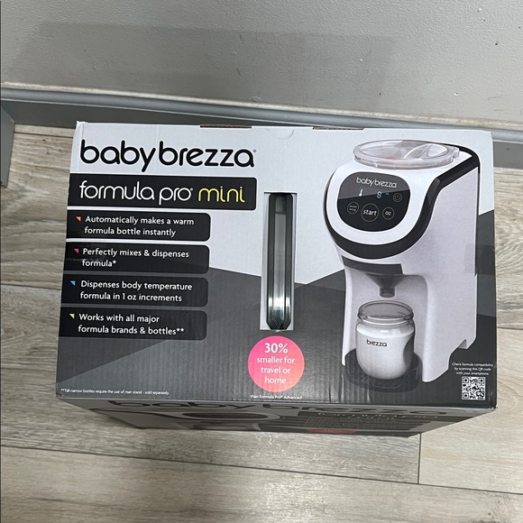 Baby Brezza Formula Pro Mini - Picture 2 of 3